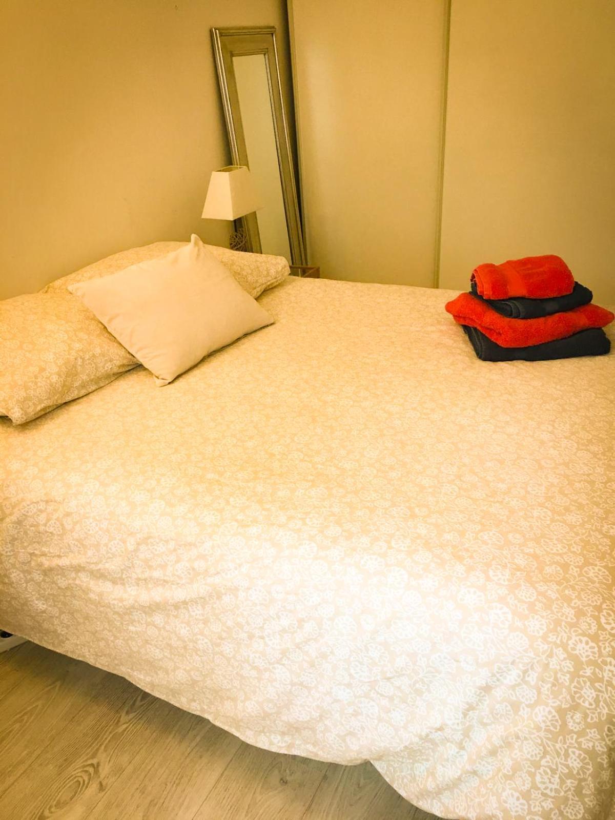 Double Room With Balcony Παρίσι Εξωτερικό φωτογραφία